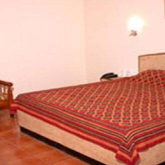 Meenaxi Hotel, Goa 3